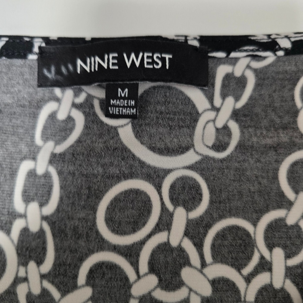 Nine West Womens Chain Link Print Sleeveless Keyhole Blouse Medium Career Comfy - Picture 5 of 10